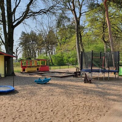 Bild vergr&ouml;&szlig;ern: Kita "Kleiner Fratz" K�nigsmark Spielplatz 1